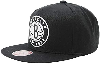 Mitchell e Ness Brooklyn Nets Snapback Hat for Men - Black/White/Grey Bottom - Capinho de basquete para homens