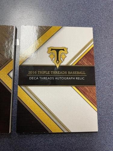 Topps Triple Threads Mike Trout Autograph Livretlet Jersey Bat Patches - Baseball Slabbed Cartis autografados